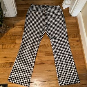 New York & Company Pull On pants in herringbone pattern